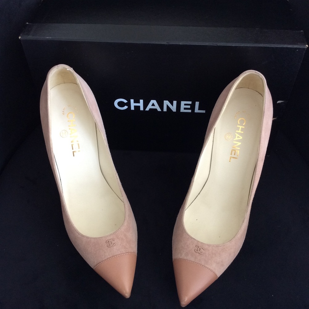 Chanel suede pink pumps 13C